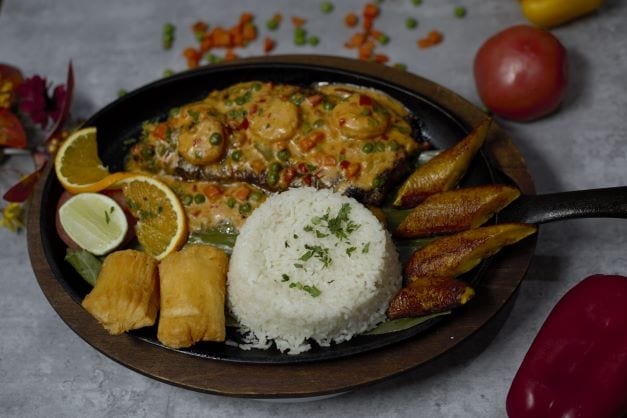 May Y Tierra.